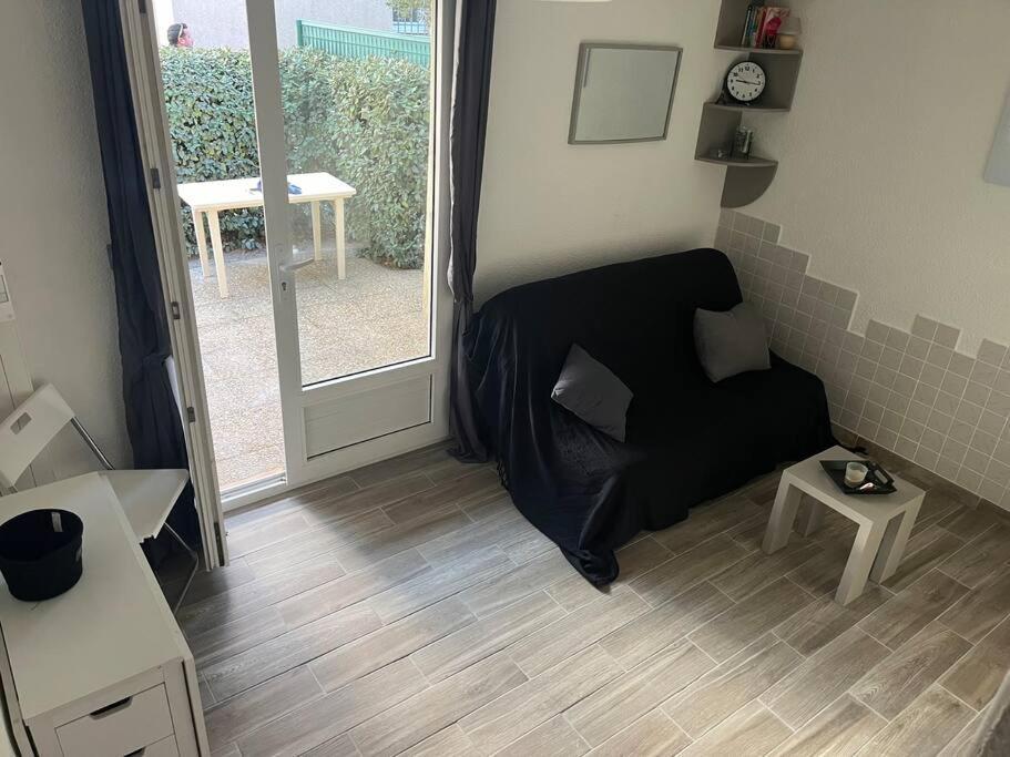 Holiday home Maisonnette Les Marines D'helios T2